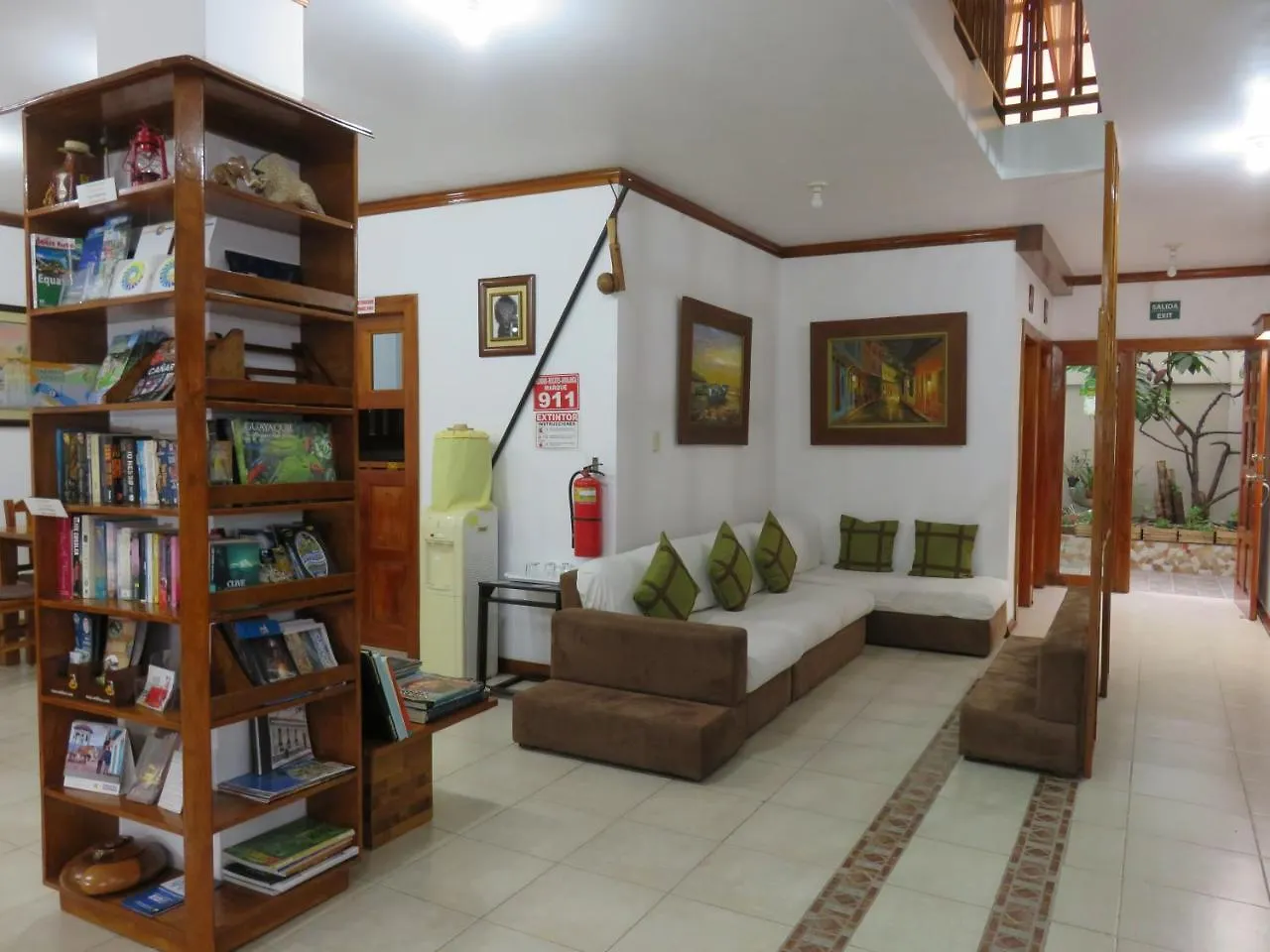 *** Bed & Breakfast Hostal Macaw Guayaquil Ecuador